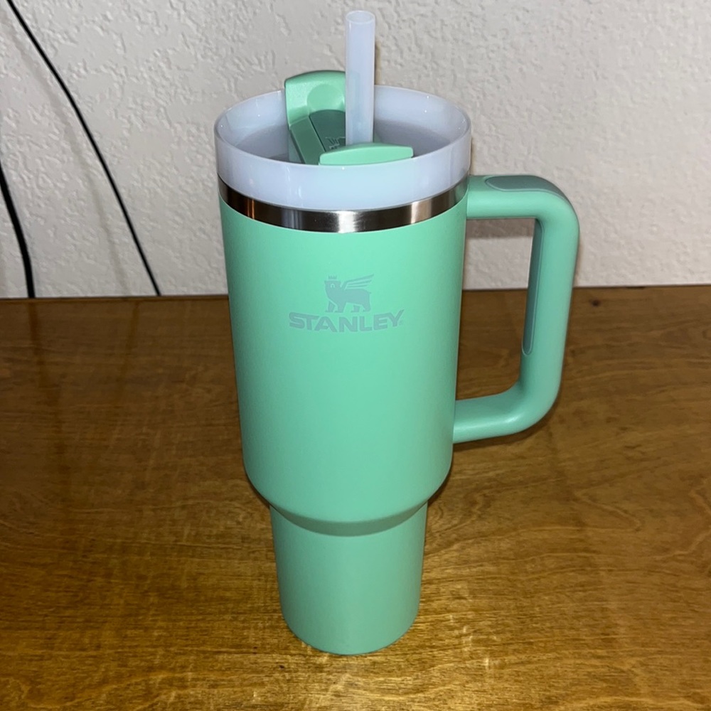 Stanley Quencher H2O Jade 40 oz